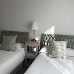 Hotel El Mirador De Paloma - Nº Lic. Vut 09/90 Burgo