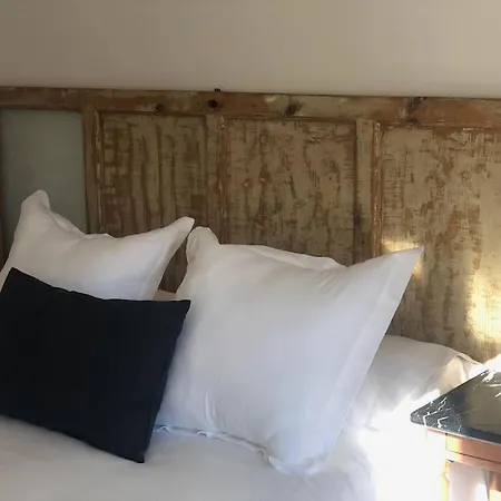 El Mirador De Paloma - Nº Lic. Vut 09/90 *