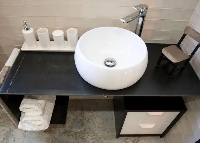 Hotel El Mirador De Paloma - Nº Lic. Vut 09/90