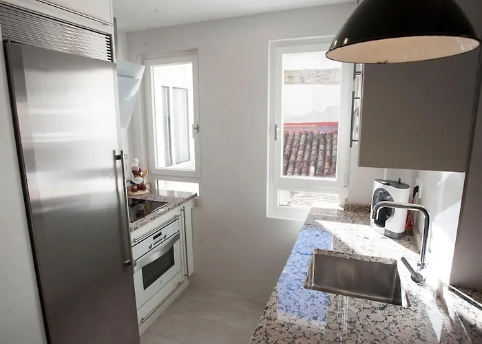 Hotel El Mirador De Paloma - Nº Lic. Vut 09/90 Burgo