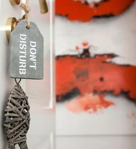 Hotel El Mirador De Paloma - Nº Lic. Vut 09/90 *